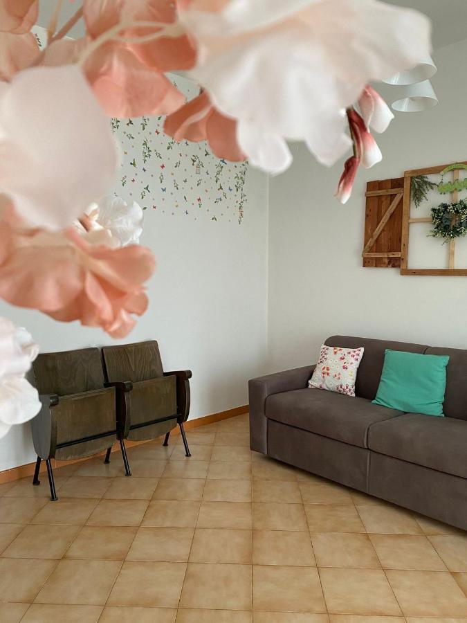 La Maison De Rose Turi Extérieur photo